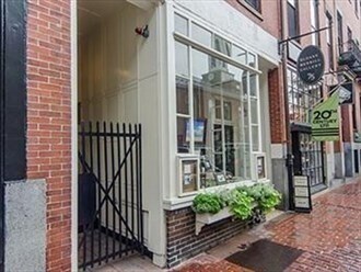 Building Photo - 75 Charles St