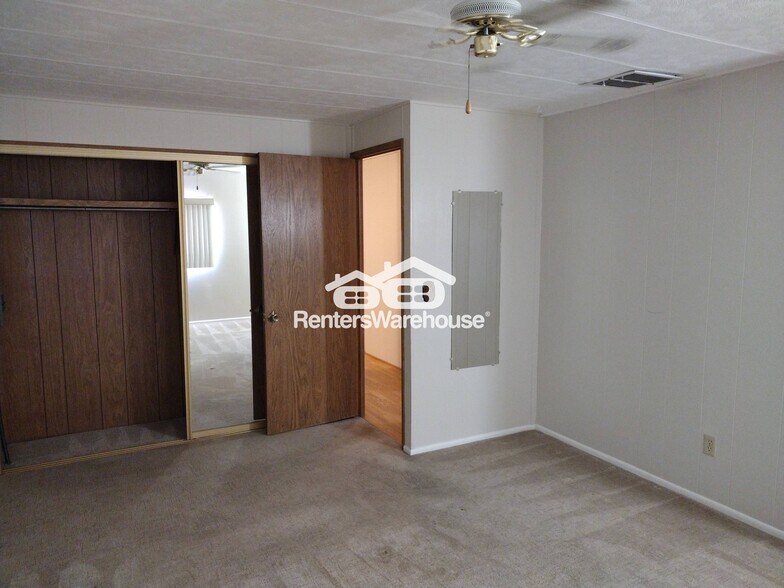 Building Photo - 5620 E Player Pl