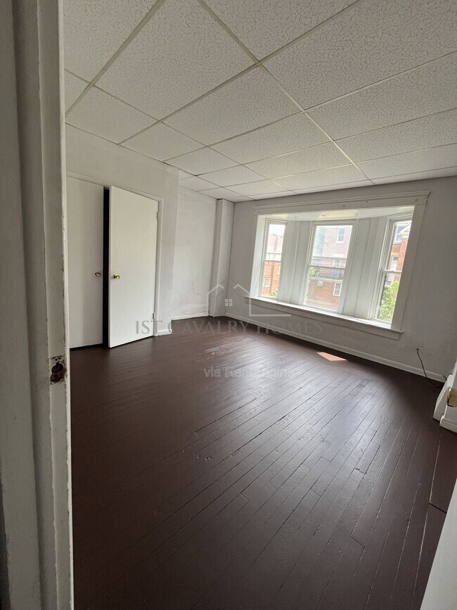 Building Photo - 53 S Balch St