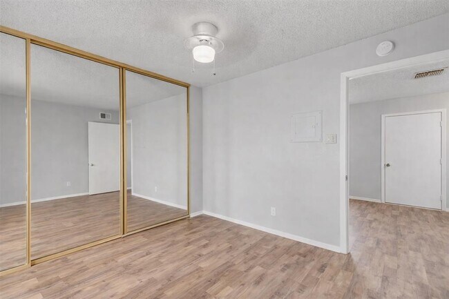 Building Photo - 3115 Helms St