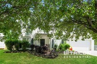 Building Photo - 3681 McGinty Dr