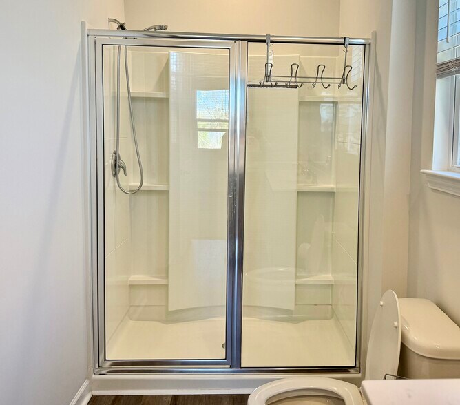 Building Photo - 320 Windy Wds Wy