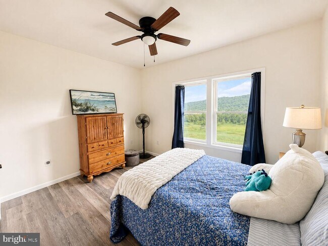 Building Photo - 369 Paso Fino Dr