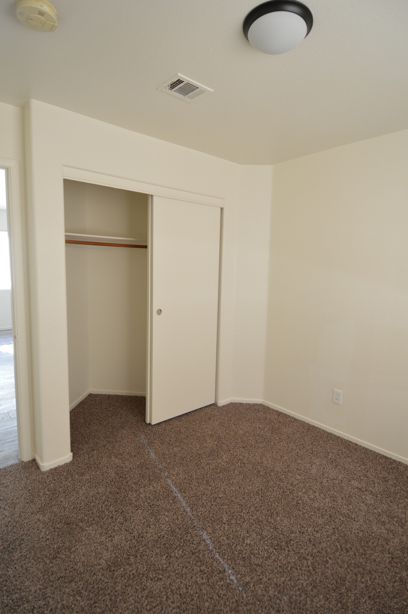 Building Photo - 3944 Canyon Meadows Ct