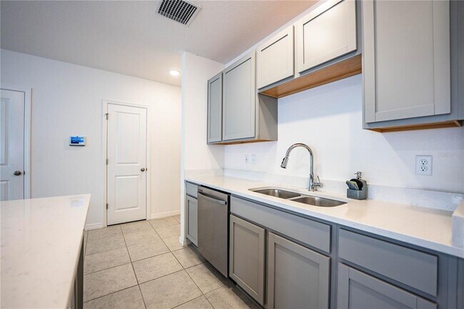 Building Photo - 3883 Academia Ave