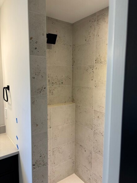 Building Photo - 116 Winstead St SW