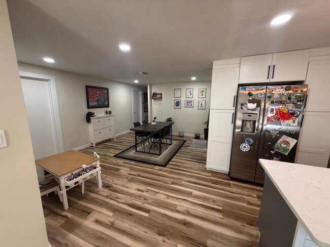 Building Photo - 1388 Rose St