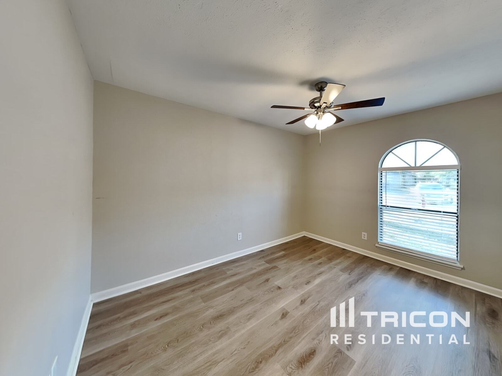 Building Photo - 5001 Oregon Ct