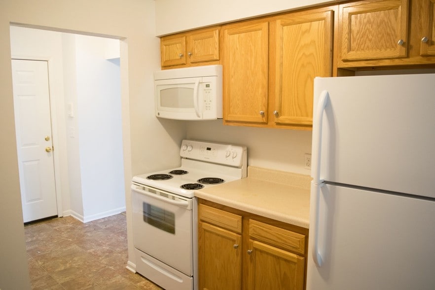 Building Photo - Five Points Courtyard Apartments