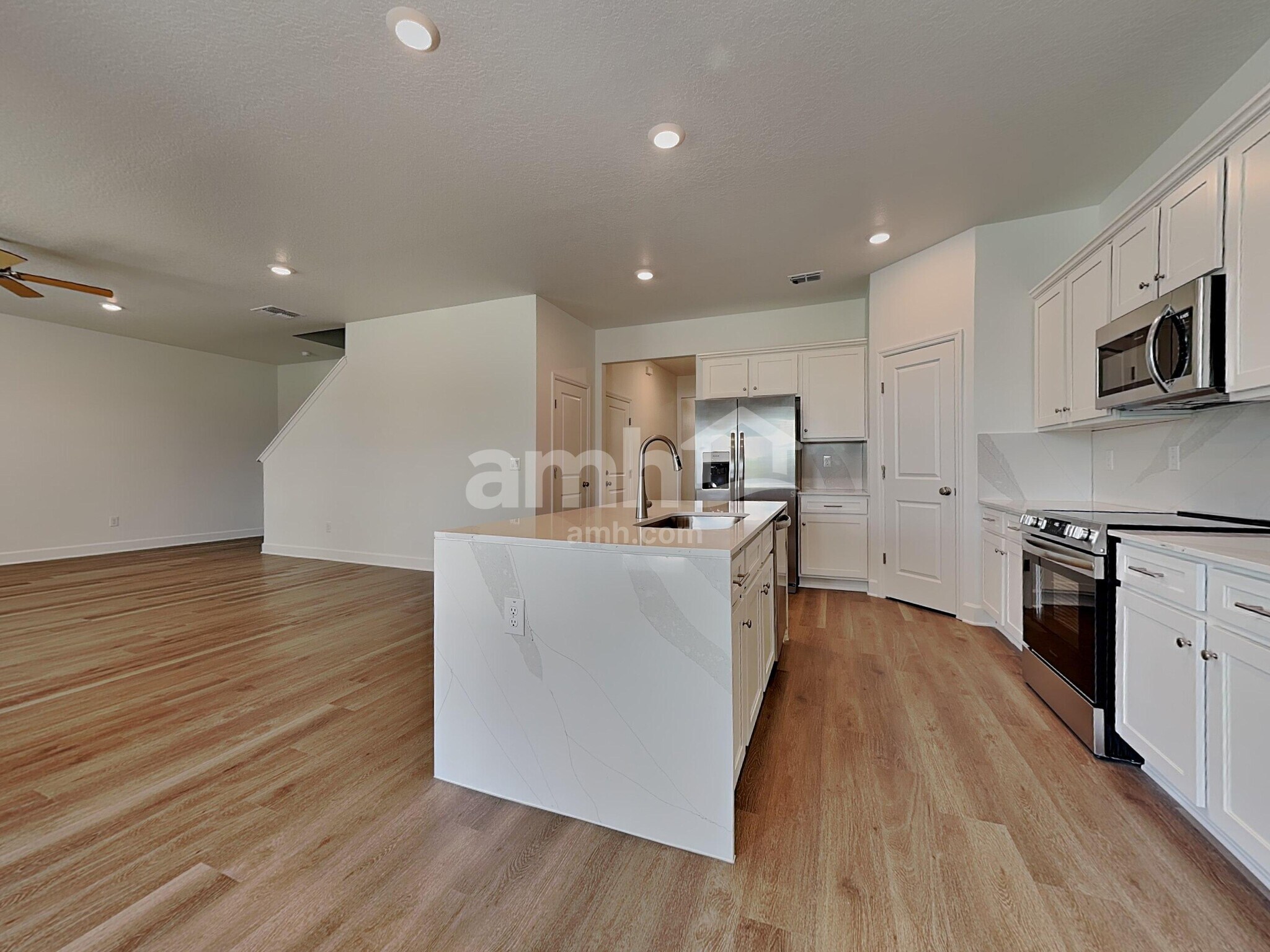 Building Photo - 37956 Dusty Saddle Ln