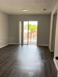 Building Photo - 3041 W 76th St