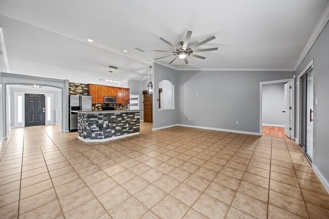 Building Photo - 7194 Blue Jack Dr