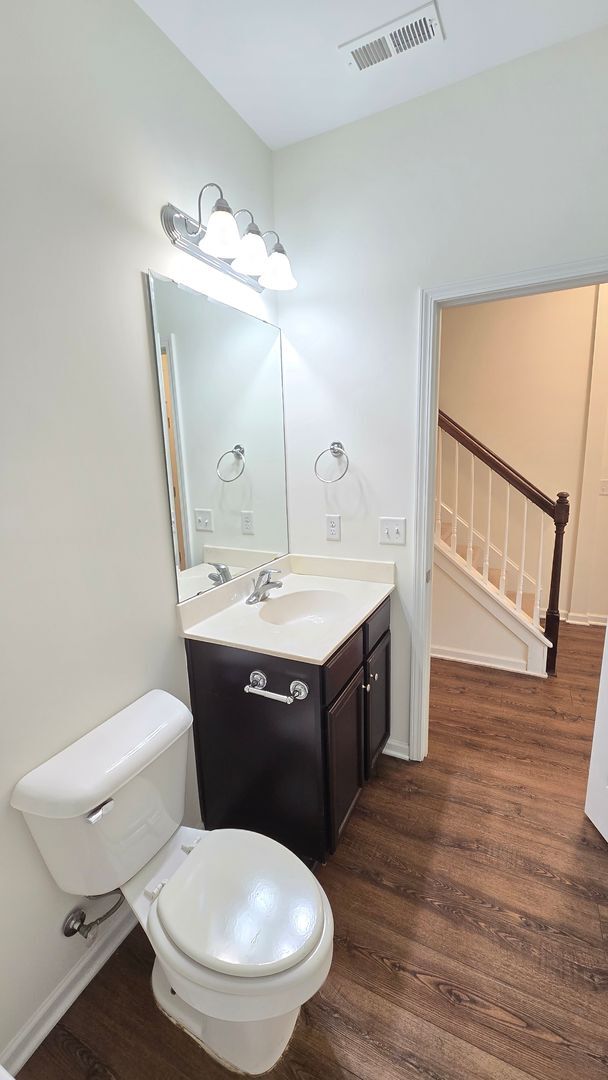 Building Photo - SAYLOR'S WATCH - 3 Bedroom Townhome in Monkey Junction/South Wilmington!