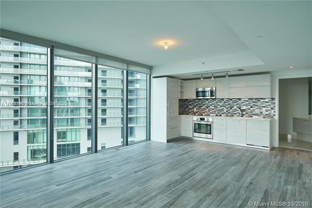 Building Photo - 650 NE 32nd St