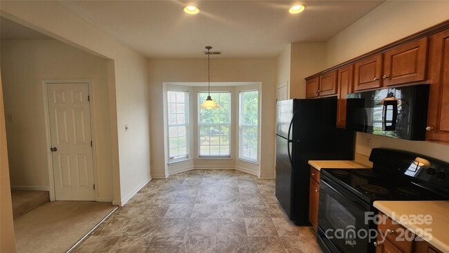 Building Photo - 10205 Garrett Grigg Rd