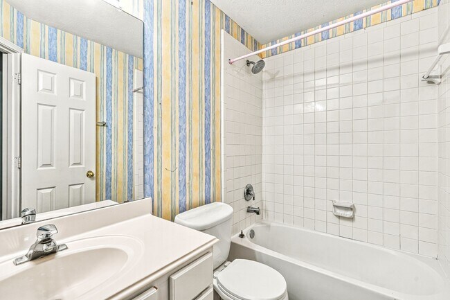 Building Photo - 1307 S Sandpiper Ct