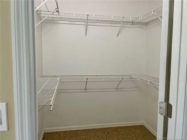 Building Photo - 1397 SW 24th Ln