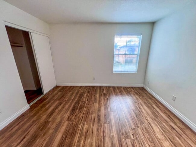 Building Photo - Beautiful 2 bedroom Condo located in Murrieta for LEASE