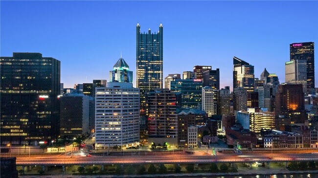 Building Photo - 151 Fort Pitt Blvd