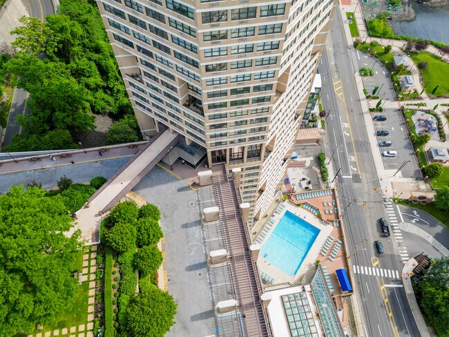 Building Photo - 7004 JFK Blvd E