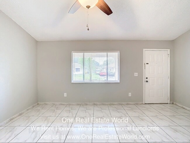 Building Photo - 12929 Ohio Woods Ln