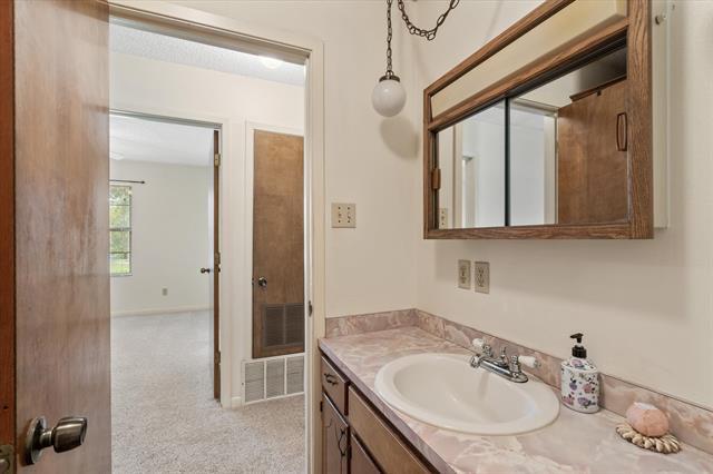 Building Photo - 2711 Tin Top Rd