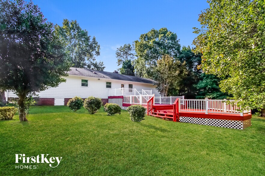 Building Photo - 6917 Forest Manor Dr