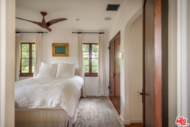 Building Photo - 8515 Ridpath Dr