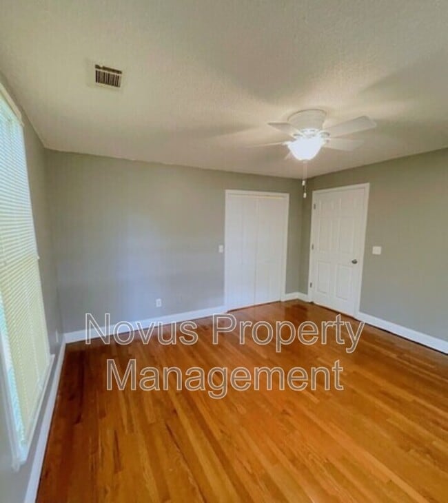 Building Photo - 102 Lipham St