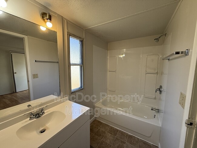 Building Photo - 3611 Shirleys Hill Rd