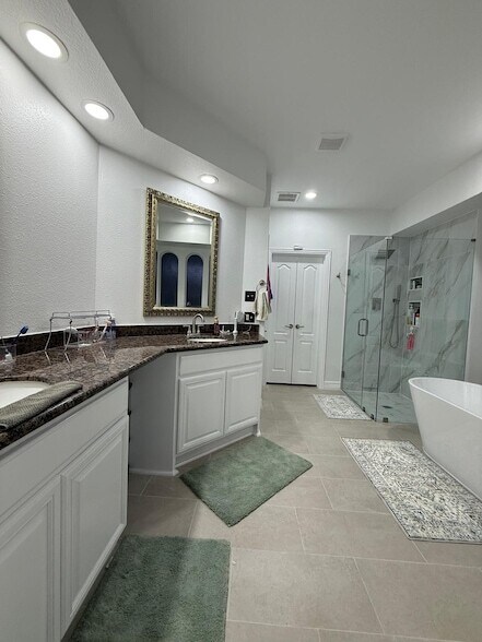 Building Photo - 5615 Ashford Ridge Ln