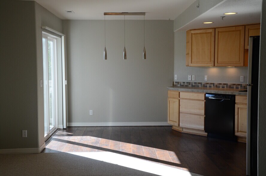 Kitchen and door to balcony - 1021 Laramie Blvd