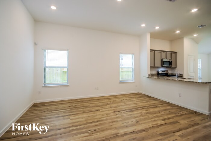 Building Photo - 15807 Kinord Ter Dr