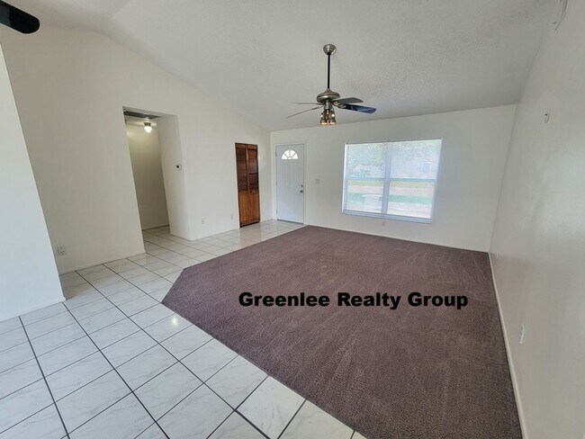 Building Photo - 8224 Autumn Oak Ave