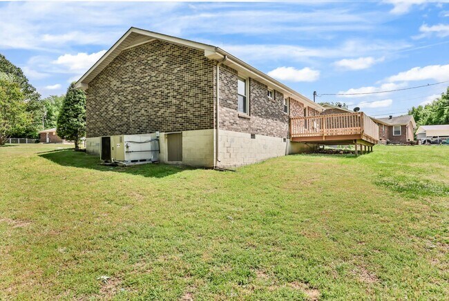 Building Photo - 3104 Spring Creek Ct
