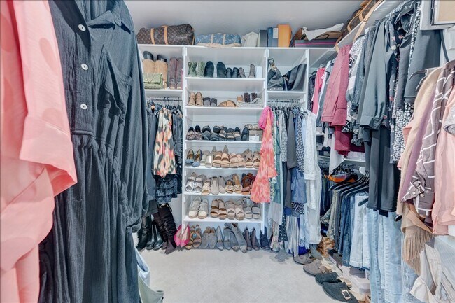 Building Photo - 7608 Camino Aberto