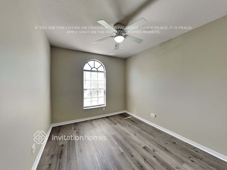 Building Photo - 20351 Chestnut Grove Dr
