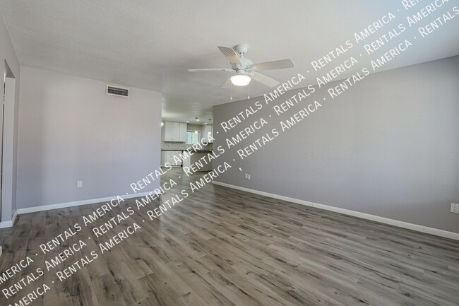 Building Photo - 6312 S College Ave