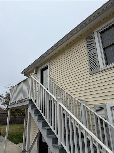 Building Photo - 1007 Orchid St