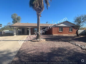 Building Photo - Charming 3 Bedroom and 2 Bath Home