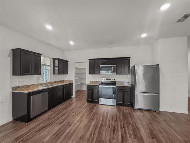 Building Photo - 1820 Wolf Run