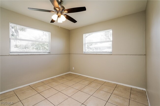 Building Photo - 7323 Barragan Rd