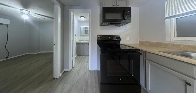 Building Photo - 8240 Krag Dr