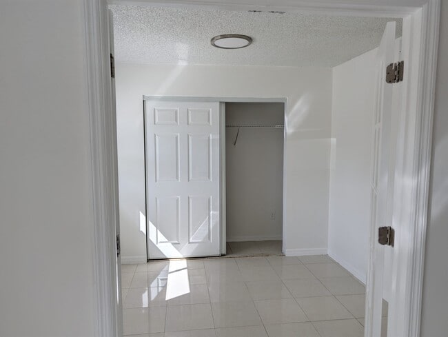 Building Photo - 3650 N 56th Ave