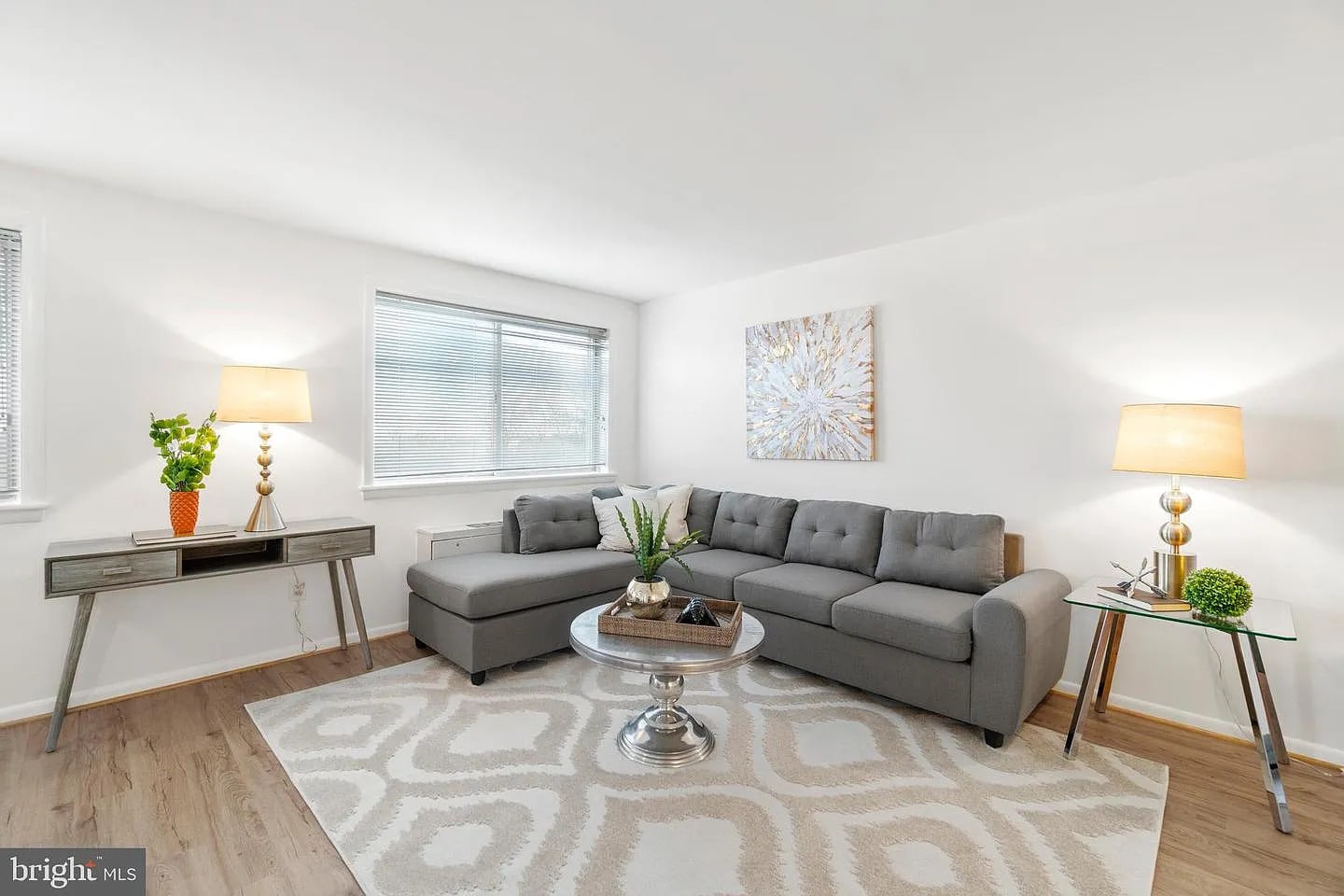 Building Photo - 5111 8th Rd S