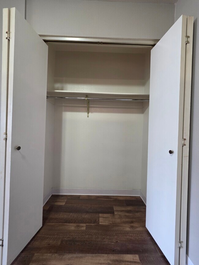 Building Photo - Liberty Lights Apartments H