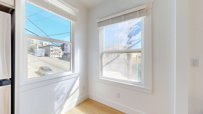 Building Photo - 4740 Balboa St