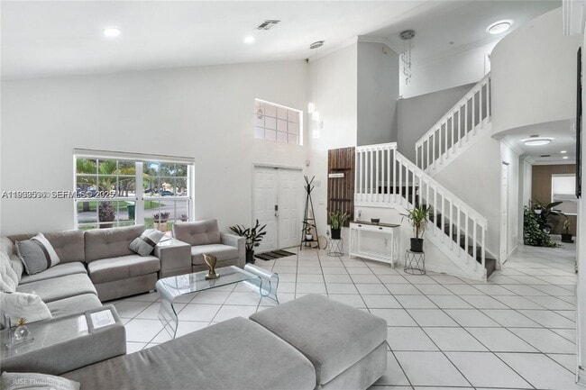 Building Photo - 14591 Vista Verdi Rd