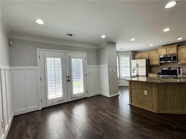 Building Photo - 3331 Serenade Ct