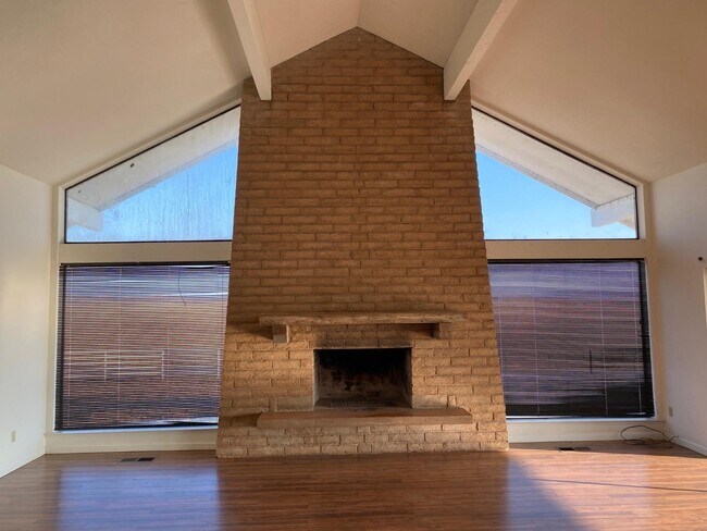 Building Photo - 41181 Wide Awake Ranch Rd